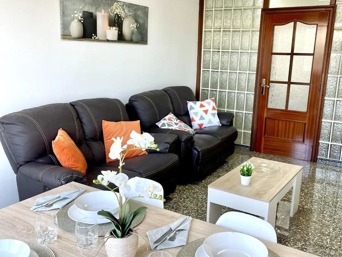 Apartbeach El Carrilet Centrico Y Luminoso 레우스 아파트